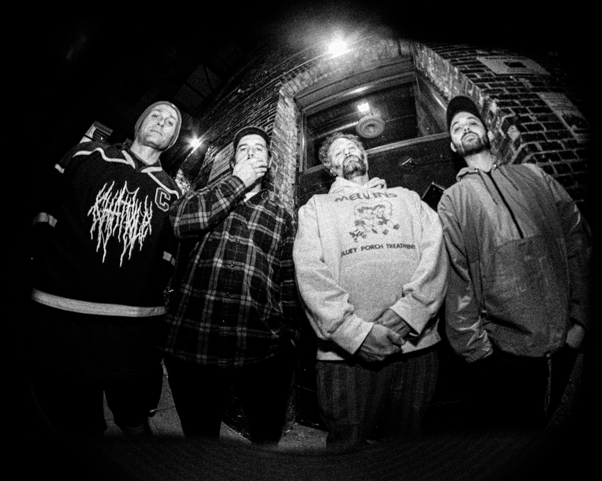 Augusztusban Chat Pile és Ragana Budapesten