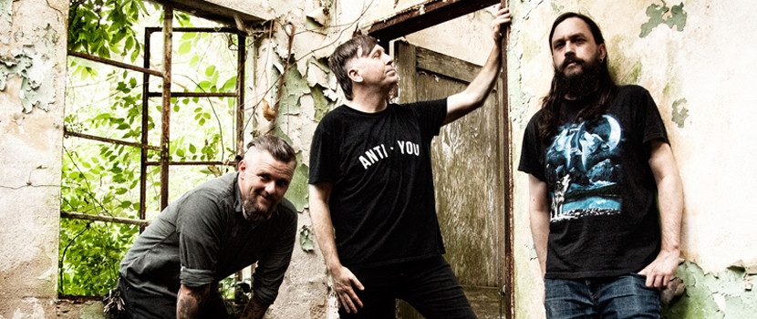 Kaotikus őrület a noise rock és a sludge határán - ezt kínálja a Whores