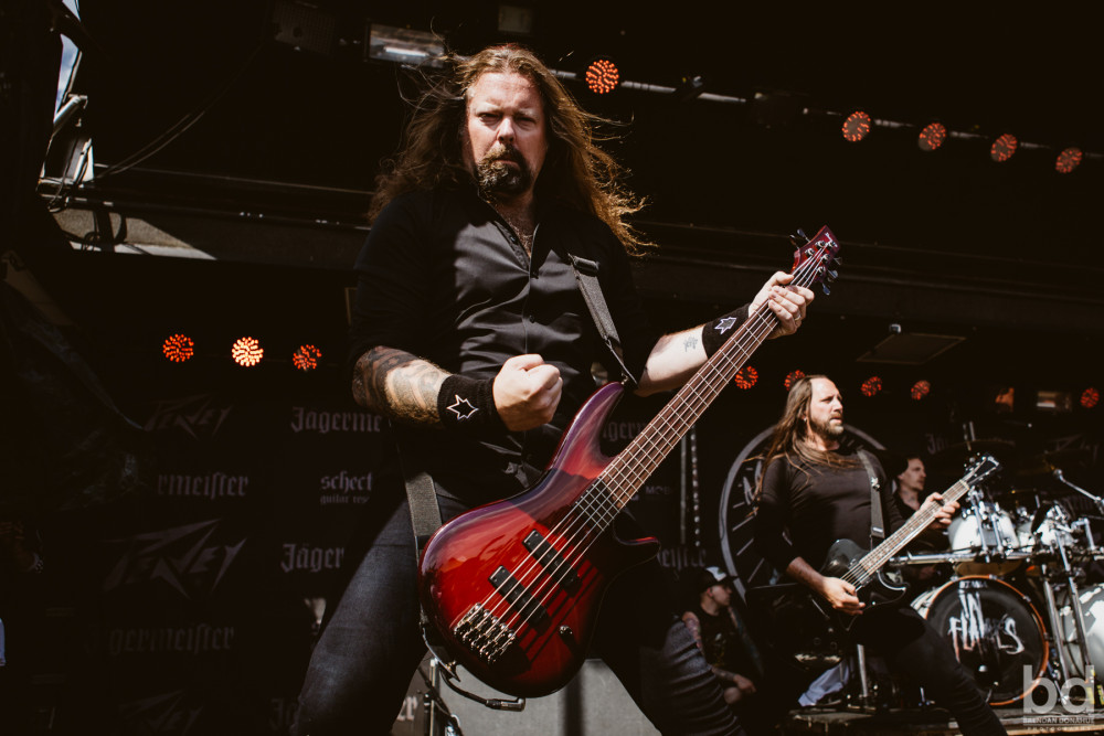 Újabb oszlopos tag távozik az In Flamesből