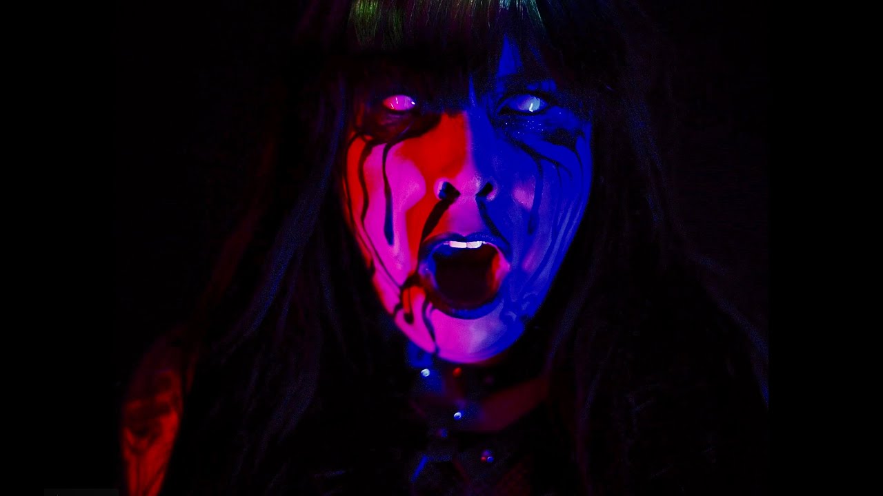 Világjárvány egy ápolónő szemszögéből - Bemutatta új dalát a Conquer Divide