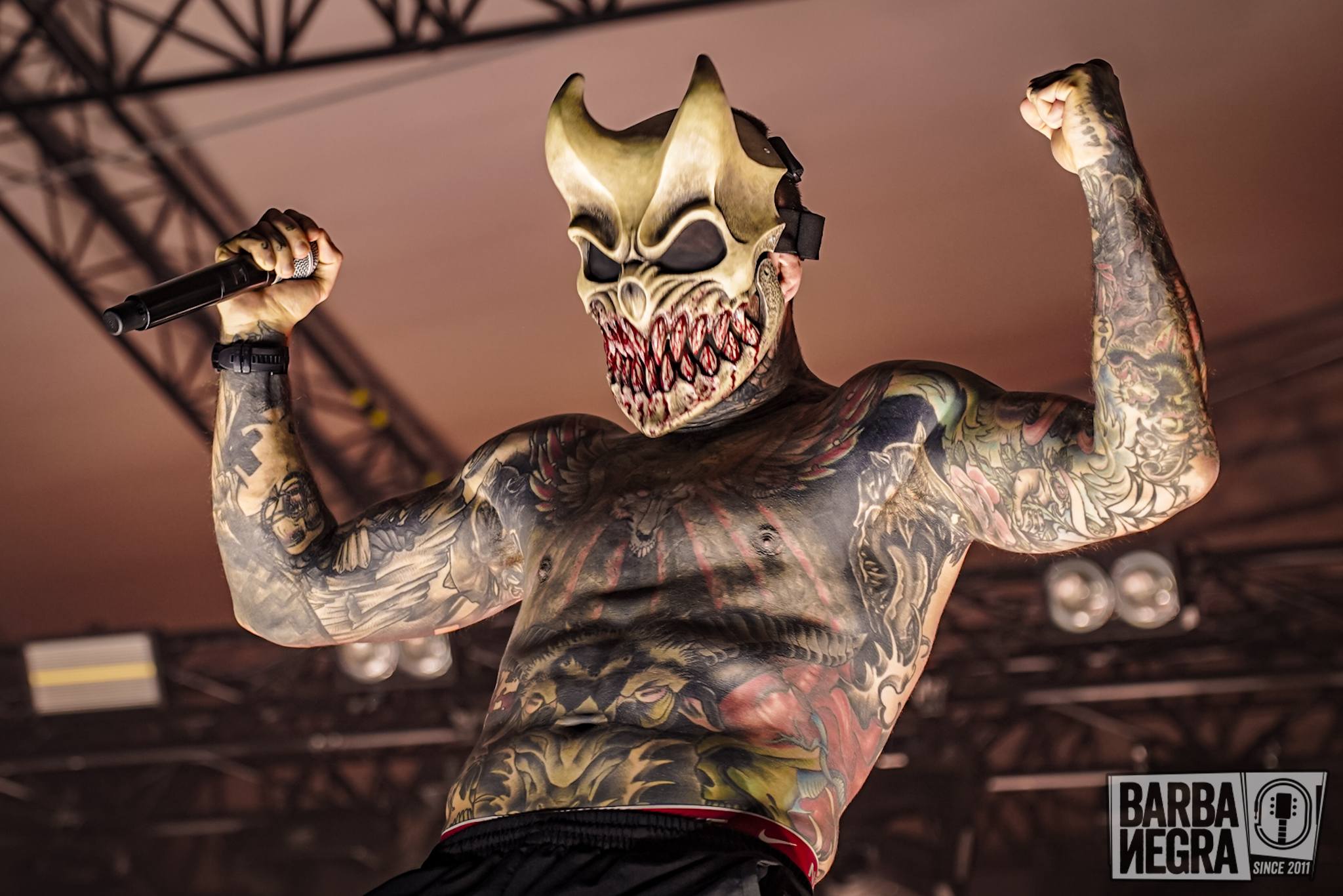 Ruszki grizzly nagyot menni Bárbá Negrá - Slaughter to Prevail-koncertbeszámoló